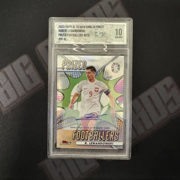 Robert Lewandowski - Topps Finest Road To Euro 2024