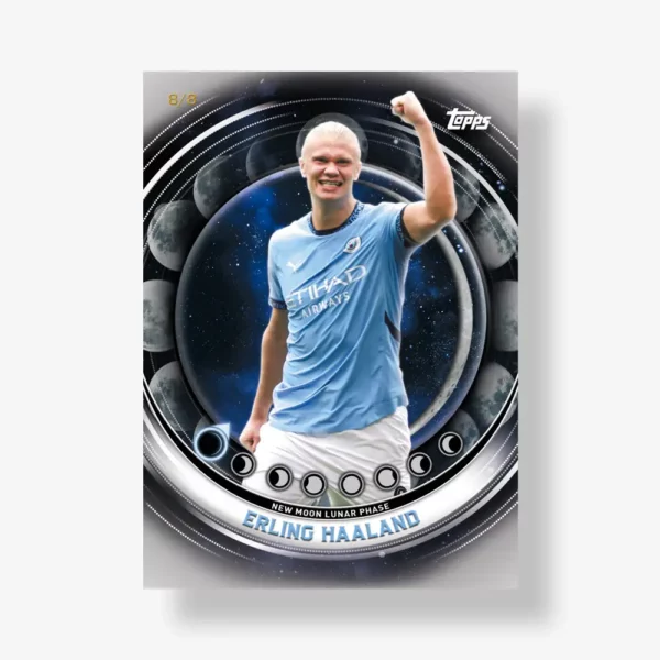 2024-25 Topps Manchester City Blue Moon Hobby Box - Image 4